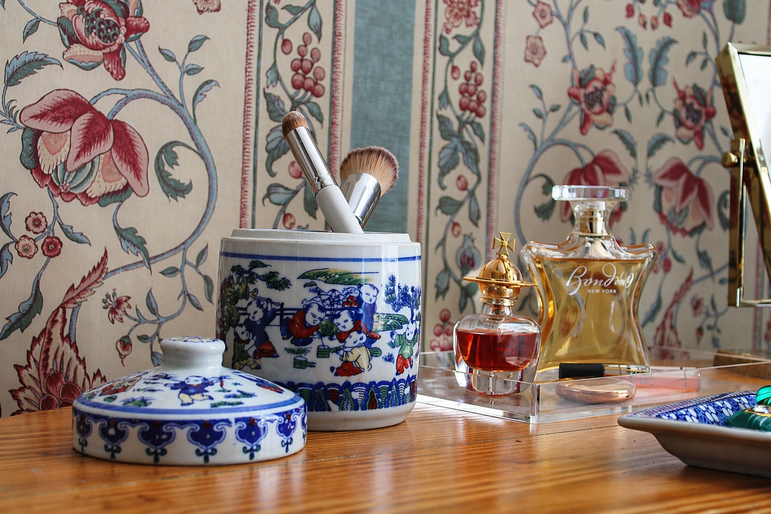 Porcelain Lidded Jar