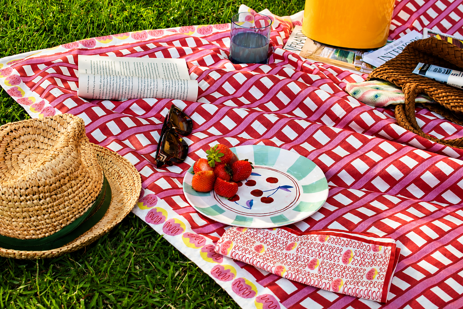 The Shampoo Effect Plaid Tablecloth | Beach Blanket