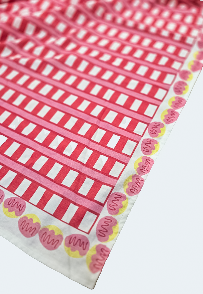 The Shampoo Effect Plaid Tablecloth | Beach Blanket